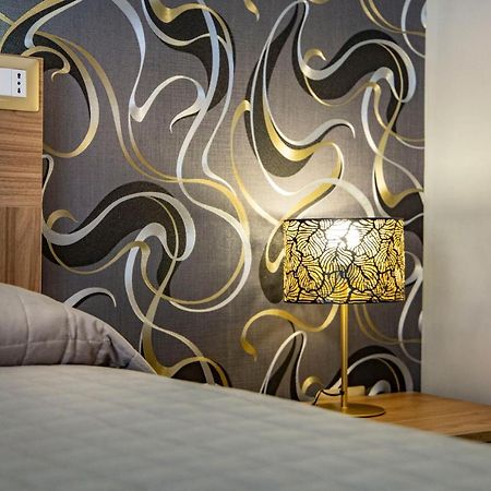 B&B Altrasia คาตาเนีย ภายนอก รูปภาพ